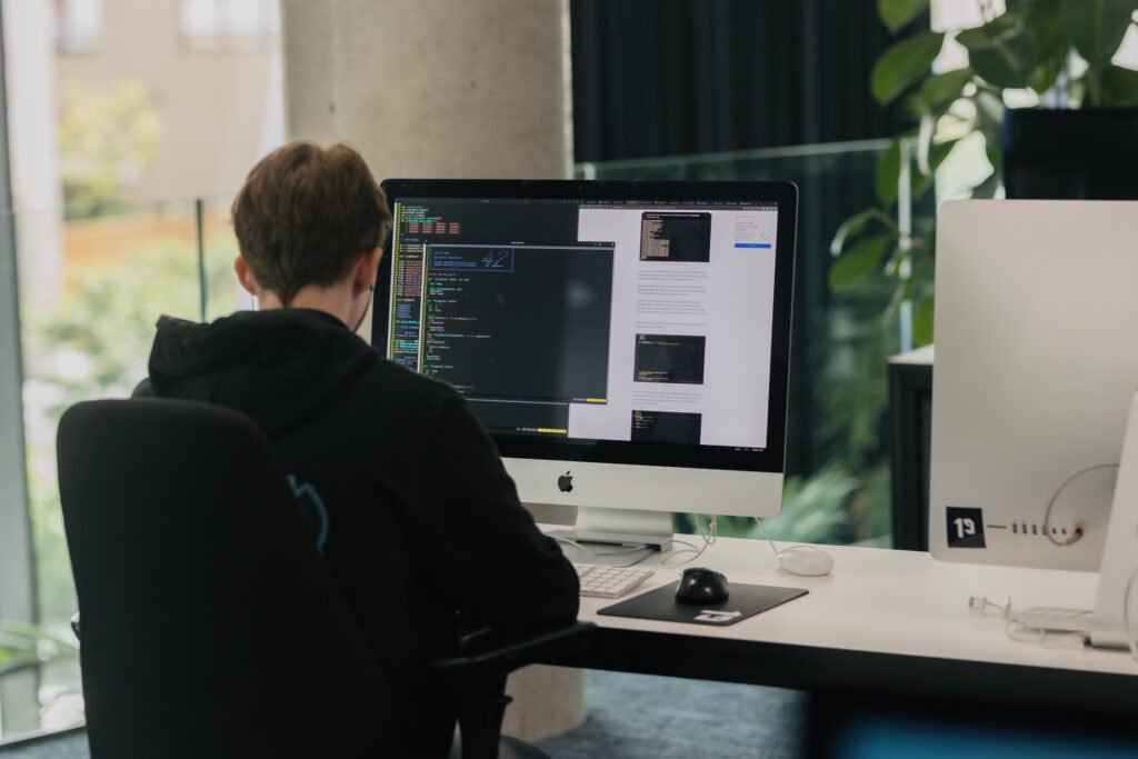 étudiant 42 qui code